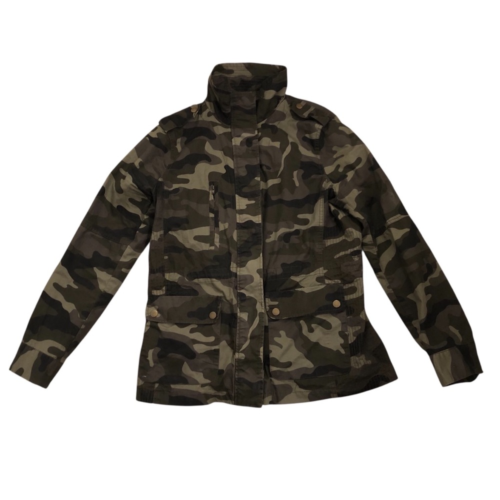 Camo Print Jacket with Zipper & Snaps Size M
